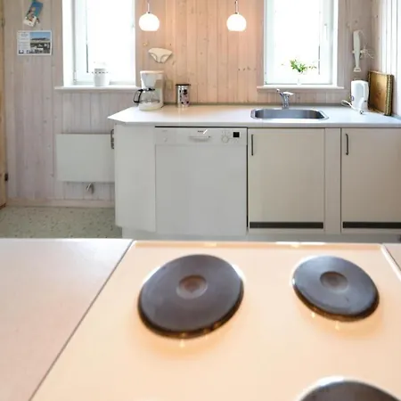 Hvide Sande 48 بيت للعطل