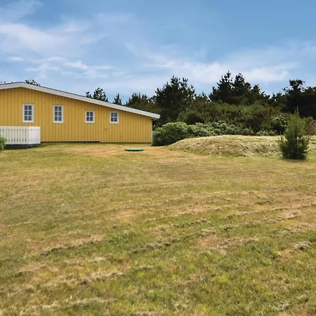 2 Bedroom In Hvide Sande Holiday home Bjerregard