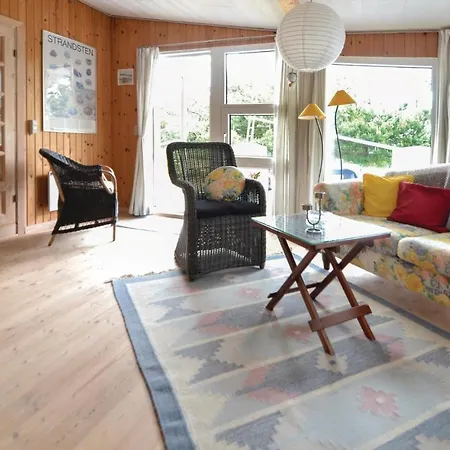 2 Bedroom In Hvide Sande * Bjerregard