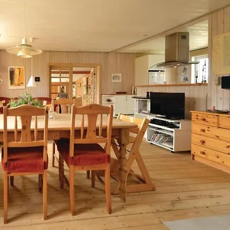 2 Bedroom In Hvide Sande Holiday home *