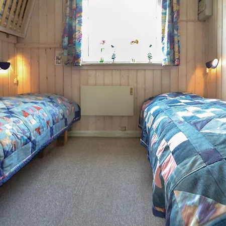 Semesterbostad Hvide Sande 48 *